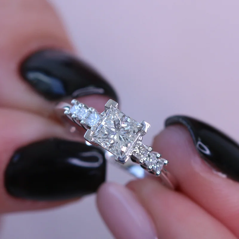 Volcano Decorative settings Natural Princess  Diamond Engagement Ring