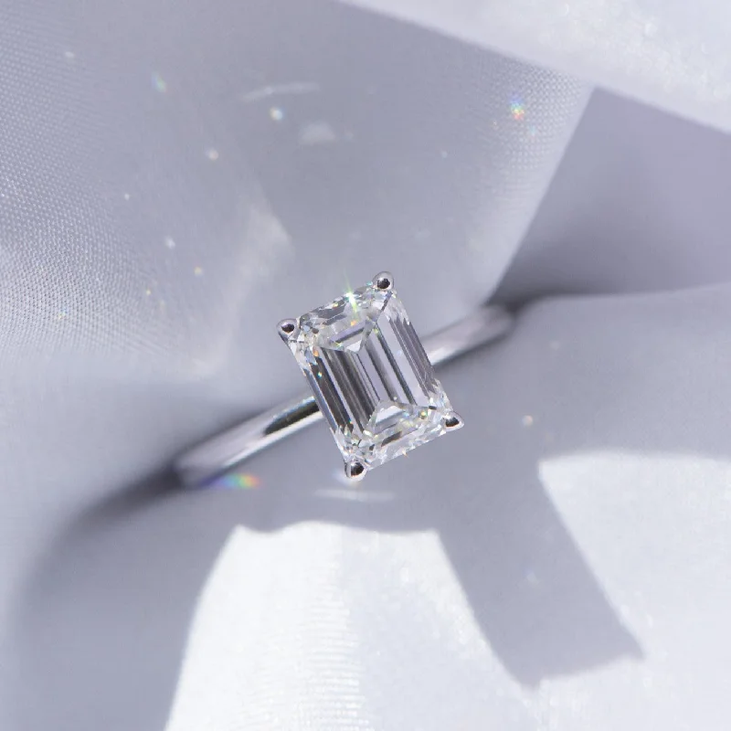 2.54ct Edith | Emerald Cut Engagement Ring | R2W