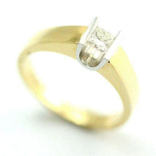 18ct Gold Quarter Carat Princess Cut Diamond Engagement Ring-2809PC