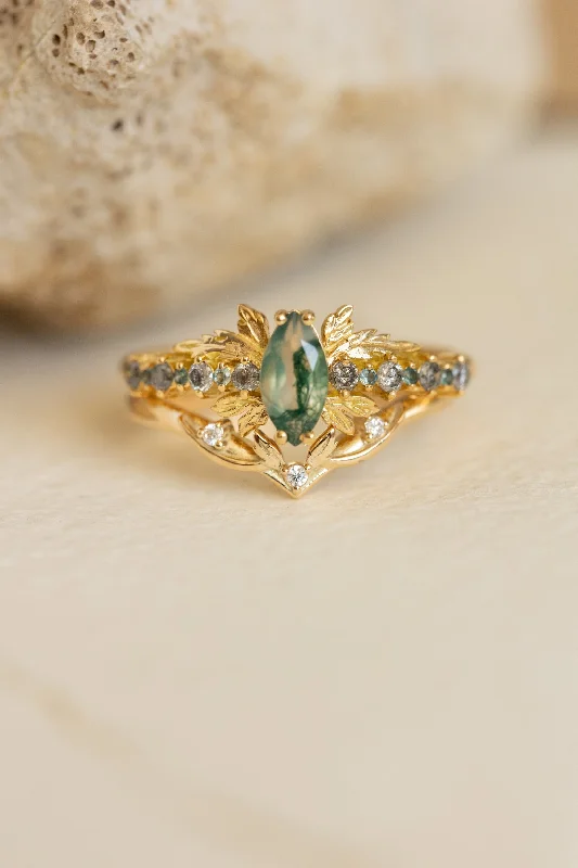 Marquise moss agate bridal ring set with salt&pepper diamonds and teal sapphires / Verbena