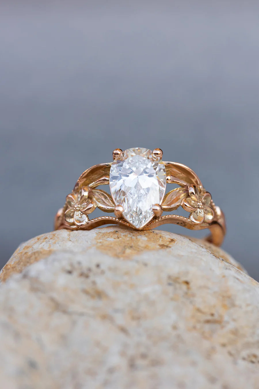 READY TO SHIP: Eloise engagement ring in 14K rose gold, big lab grown diamond, 10x7 mm, AVAILABLE RING SIZES: 5.25 - 8.25 US