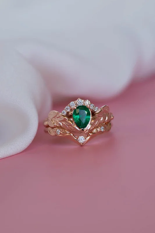 READY TO SHIP: Palmira Crown ring set in 14K rose gold, natural emerald pear cut 7x5 mm, accent moissanites, AVAILABLE RING SIZES: 5.5 - 8.5 US