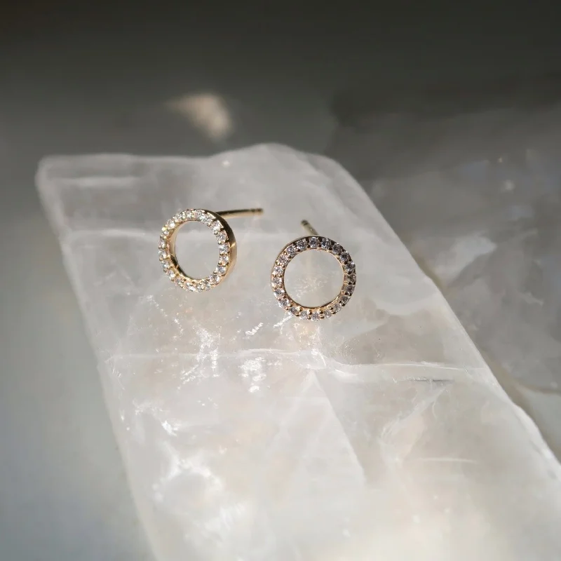 Diamond Circle Studs | 14K Yellow Gold