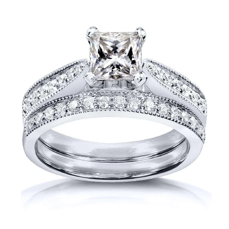 5.5mm Princess (0.9ct) Milgrain Pave Bridal Set