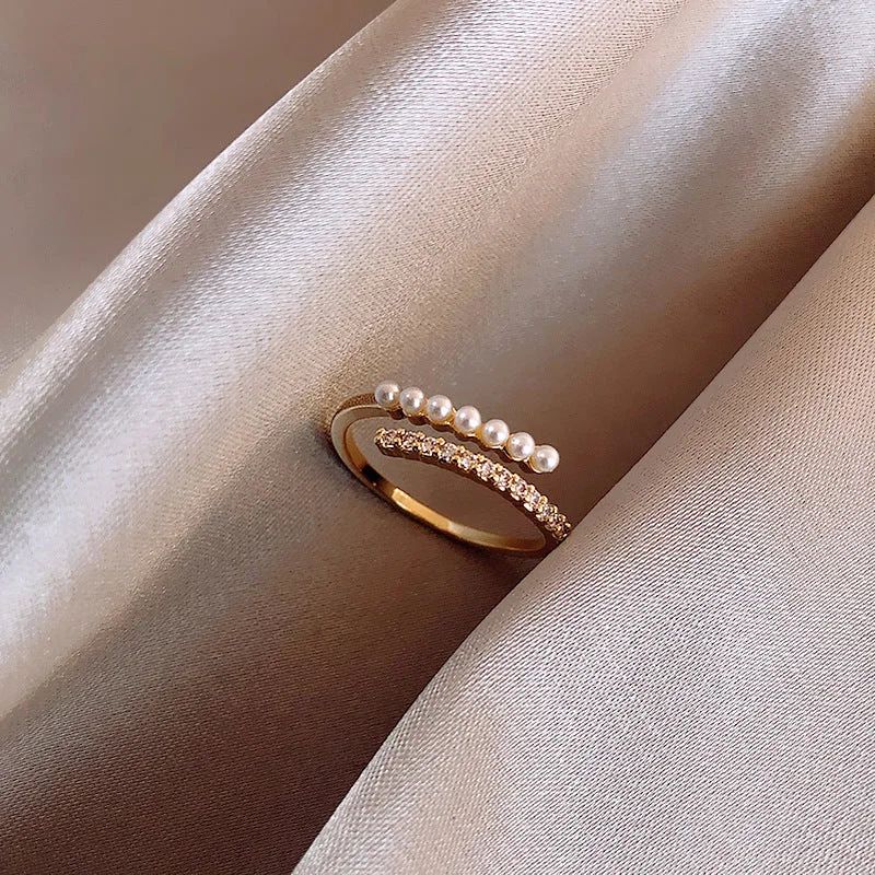 Wholesale Pearl and Diamond Niche Design Open Ring