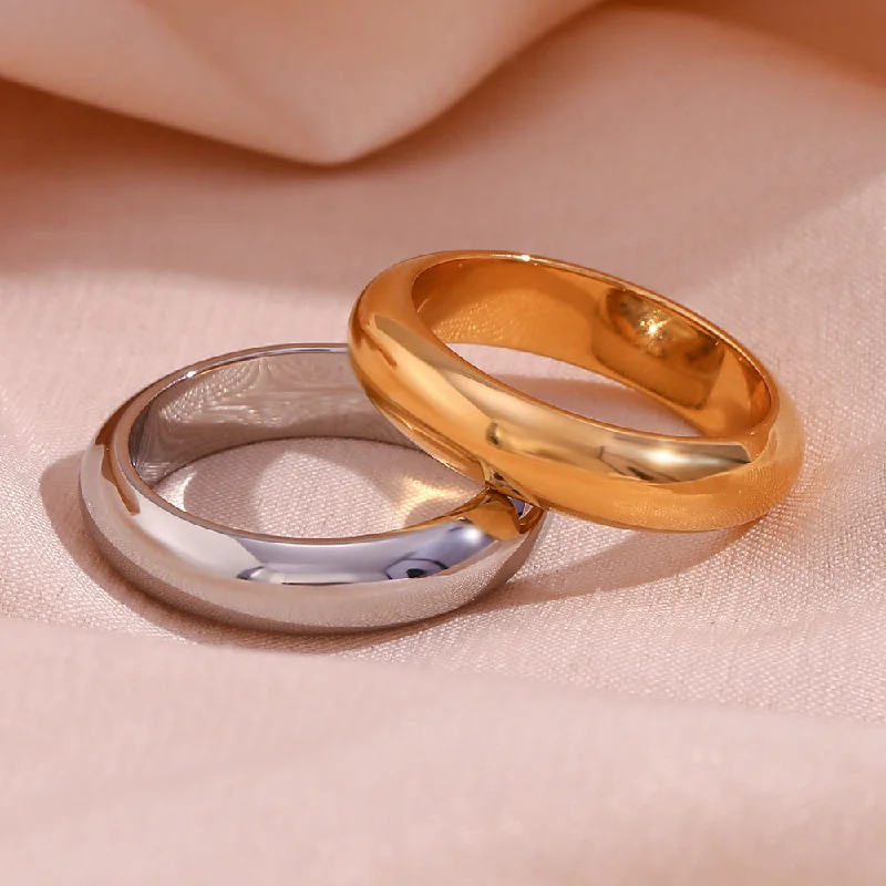 Wholesale Simple and Versatile Stainless Steel 18K Gold Plated Thick Plain Ring