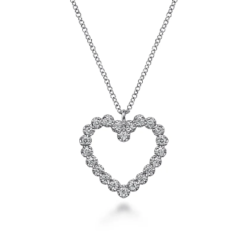 14K White Gold Diamond Heart Necklace