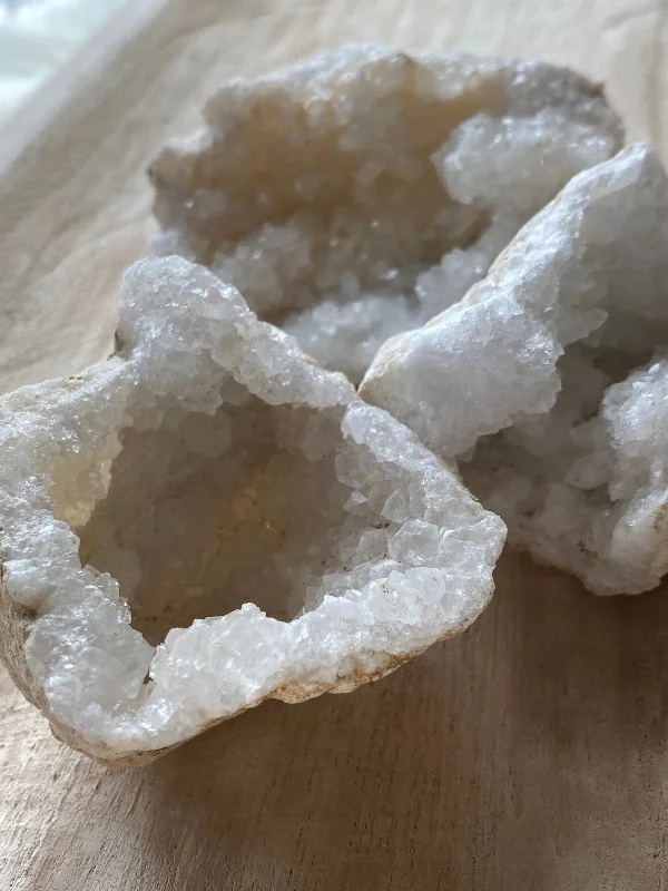 White Quartz Geode | RELEASE